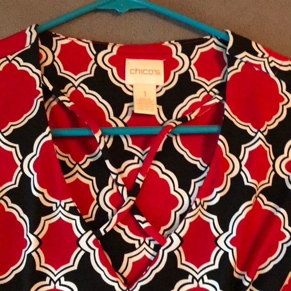 Chico’s top - Picture 2 of 3